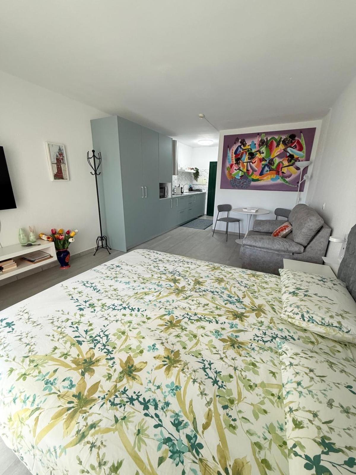 Al Sole Studios Residence Playa Roca كوستا تاغيسي المظهر الخارجي الصورة